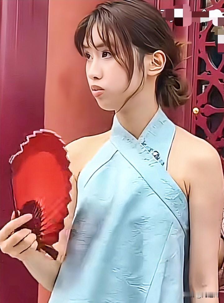 父亲是著名大导演，母亲又是知名演员，这么大的姑娘了，徐朵，可怎么就混不上一个角色