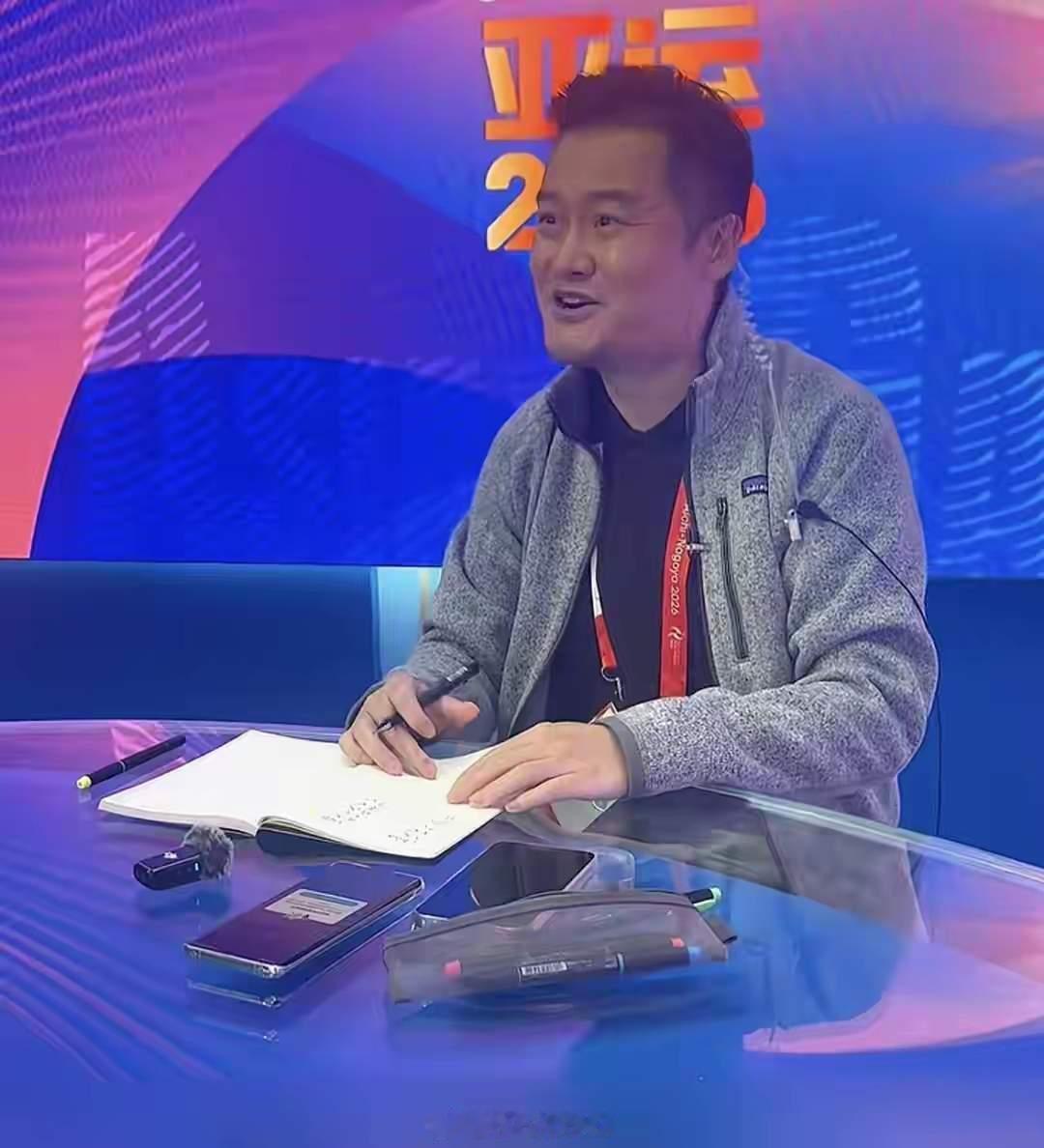 贺炜说得很透彻：这绝不只是简简单单一枚铜牌。这支队伍，太需要国际正式比赛的胜利，