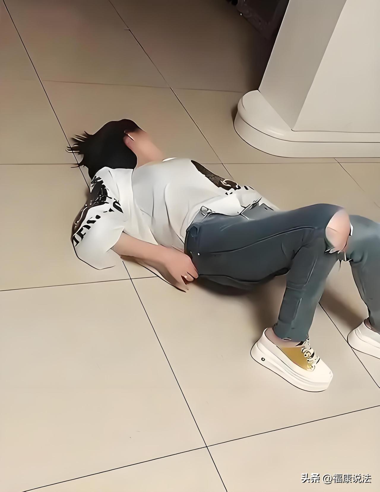 “农夫与蛇！”女子患病总到上海复查，朋友好心把家里钥匙给她，让她住，女子睡觉时，