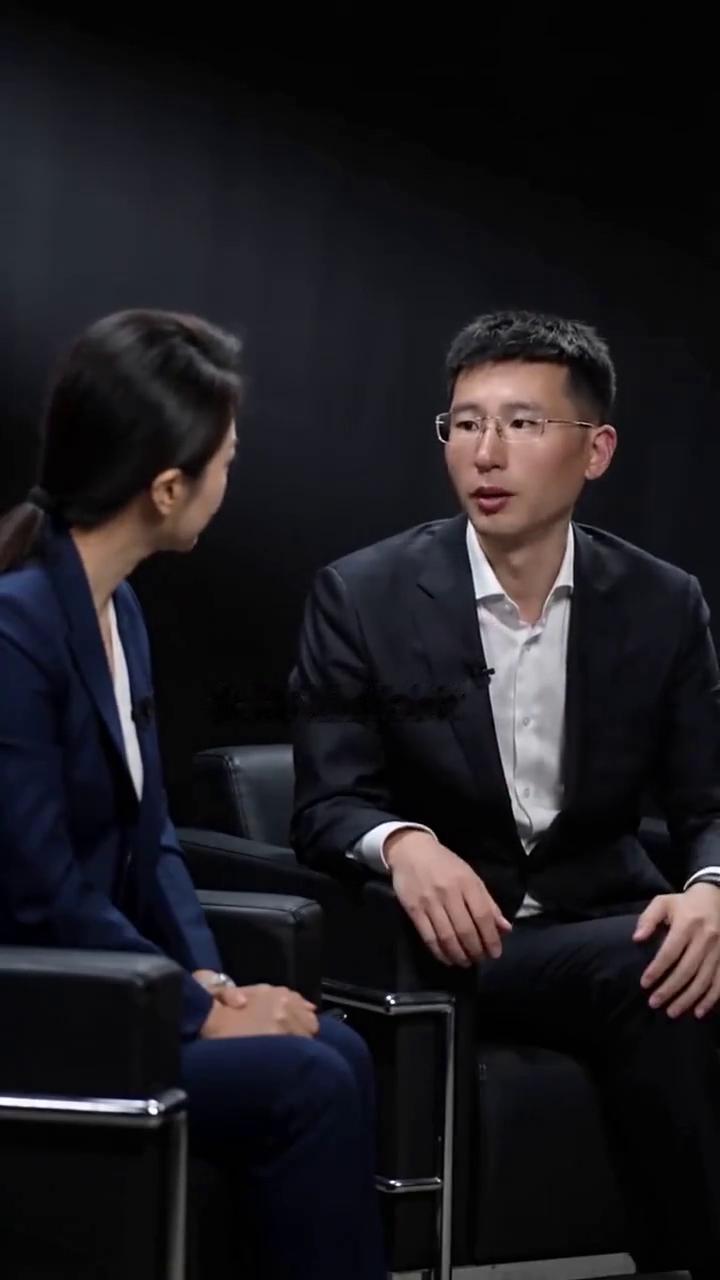 你现在为什么不交朋友了？人其实不用那么多朋友，大事朋友帮不上忙，小事不用朋友帮忙