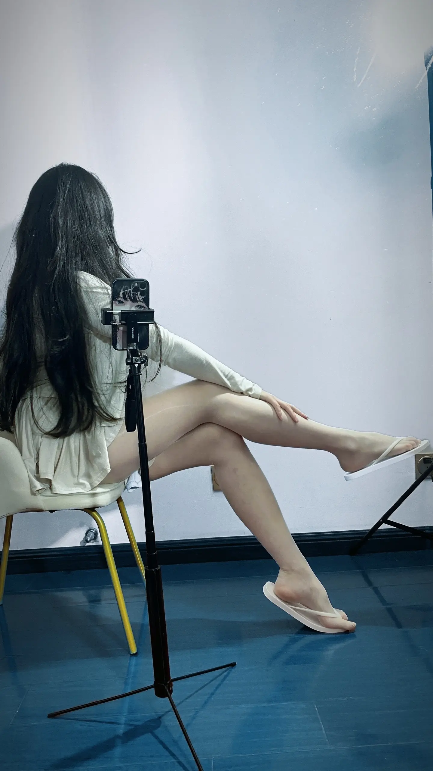 你问我爱抽烟还是爱喝酒 格局小了 我爱你