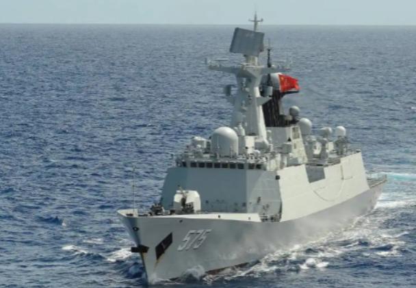 为什么几乎没有国家采购052D？原因很简单——就算中国免费送，大多数国家也不敢接