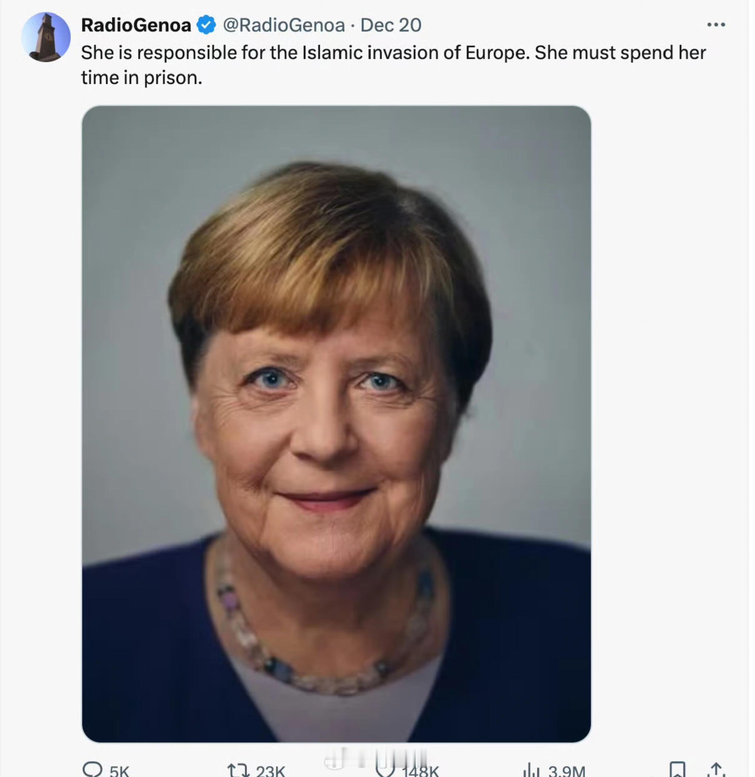 德国网民称前总里默克尔是圣诞恐袭的罪魁祸首，她要为伊教徒入侵欧洲负责。她必须在监