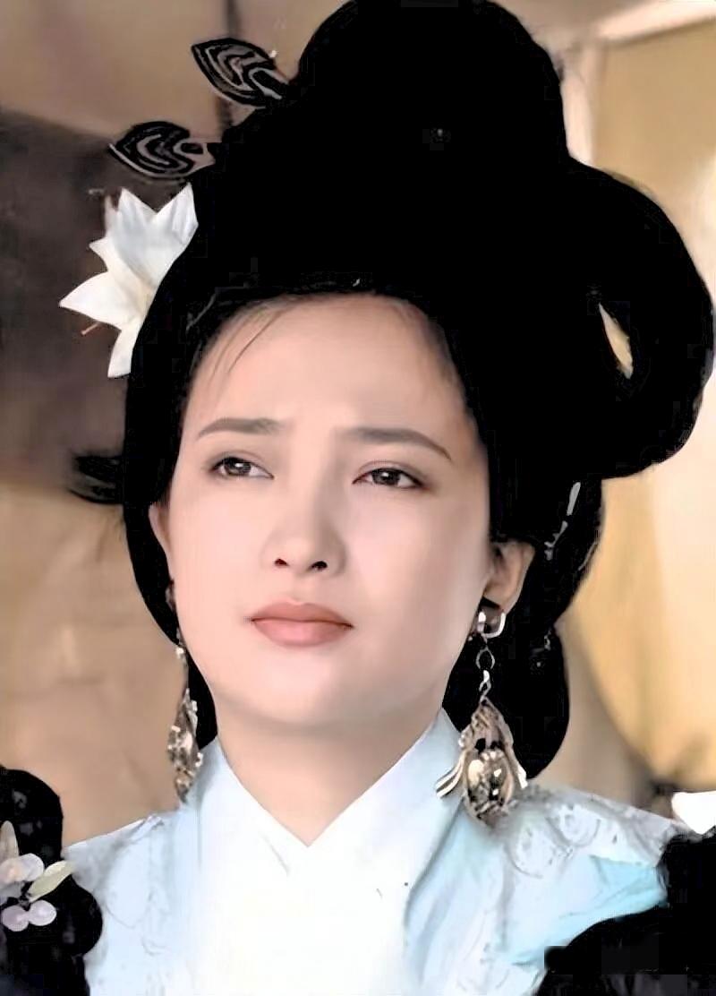 没找到她是这样的人？！
原来她是抗癌十年的狠人啊！
据悉得知朱媛媛离世的消息，就