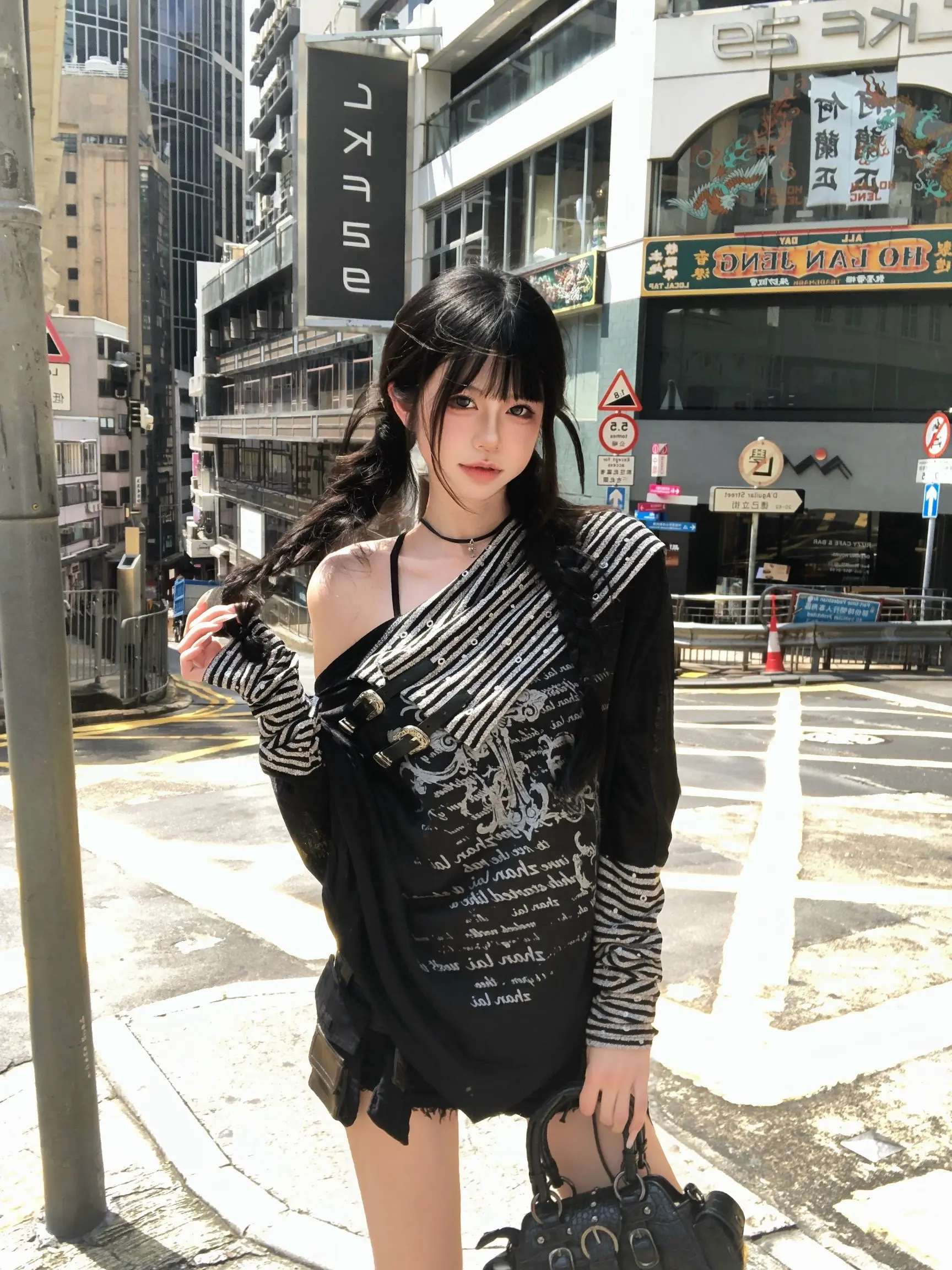 中国香港人永久使唔使check ID.