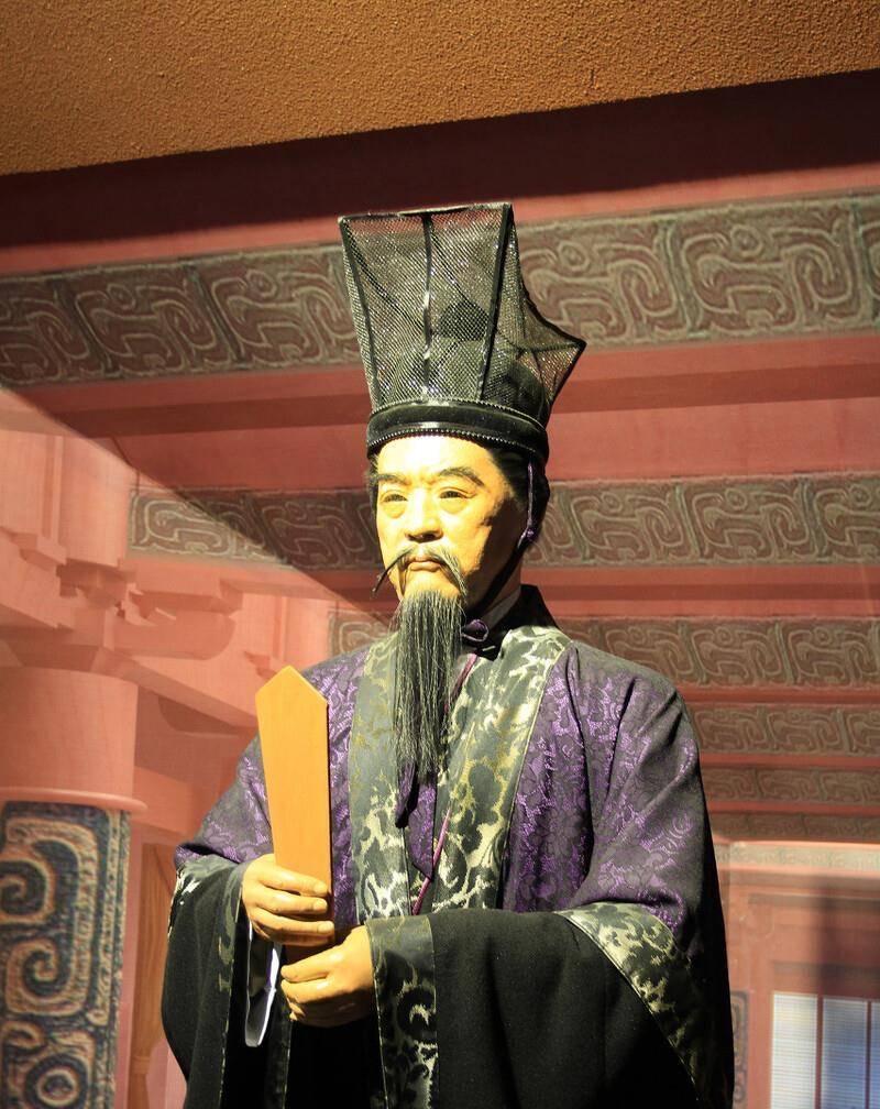 汉武帝时期的布衣羊倌卜式，倾尽半生牧羊积累的家财，数次捐输助边、赈灾，只想以赤诚