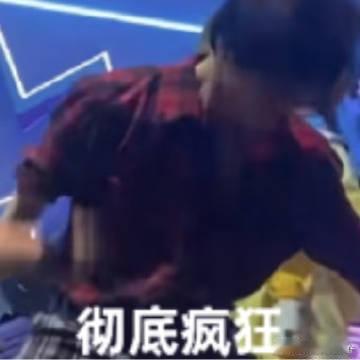 可灵AI力压众多海外模型登顶全球第一 看到可灵3.0 Pro拿了全球第一，真心觉