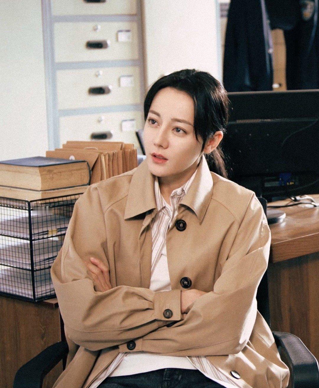 邓妍唯一高位女性角色好的作品会给演员加分的，迪丽热巴值得迪丽热巴[超话] ​​​