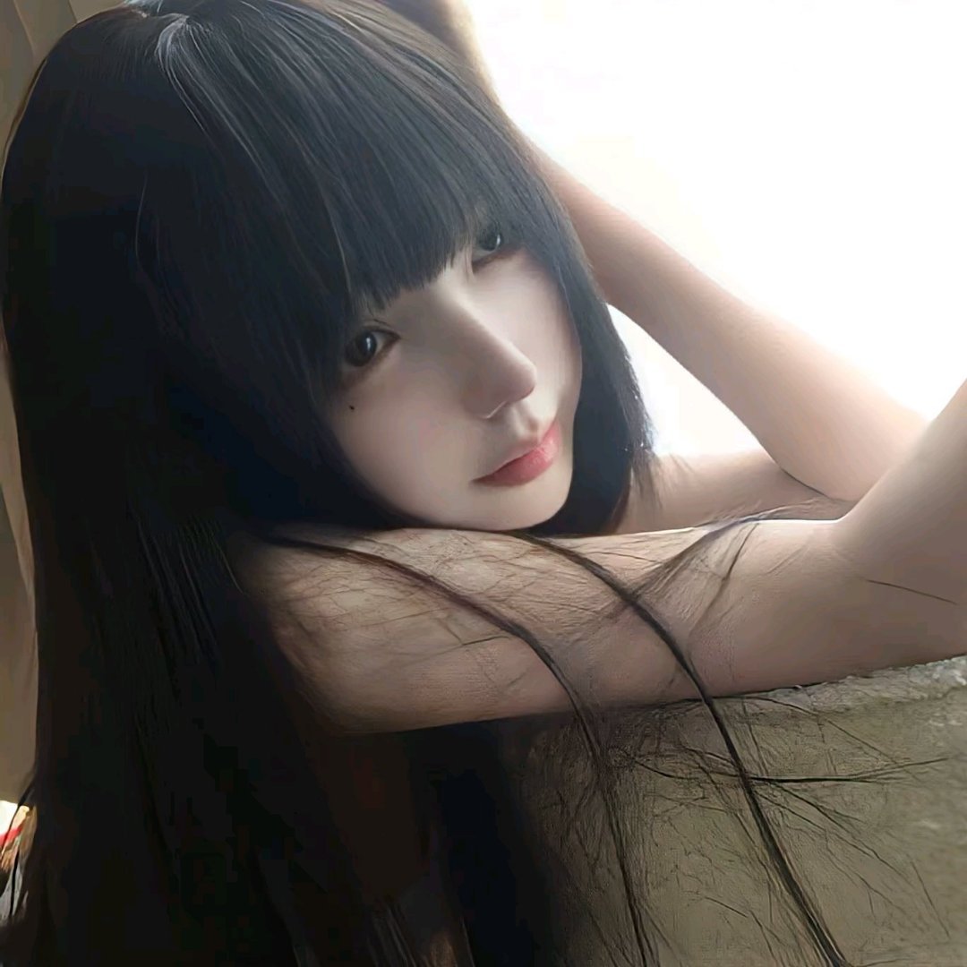 𝑾𝒆𝑪𝒉𝒂𝒕女生头像 | 优质女头 | 氛围感女头 ｜图源网络 专栏