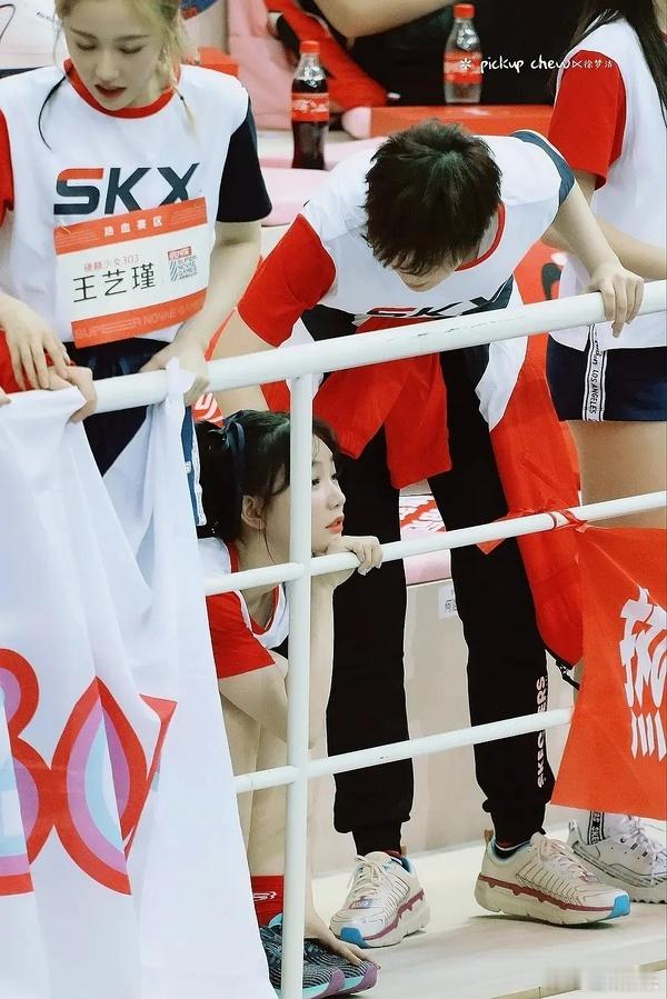 就不能有友谊吗…前两年彩虹去泰国拍写真还去了泼水节，徐梦洁和sunnee她俩还聚