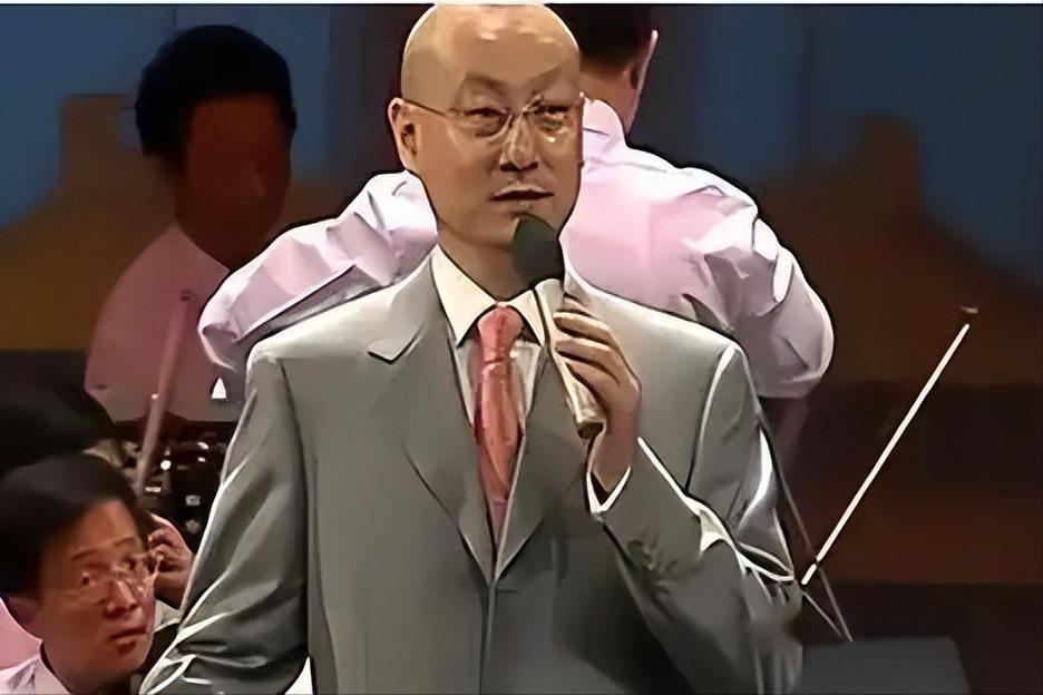 他是京剧名家，捧红周立波后遭背叛，被同行排挤，68岁无人养老。



主要信源：