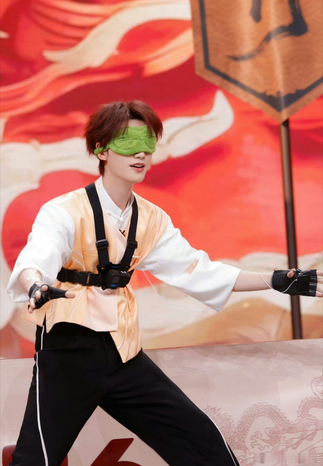 全员脑力战丁程鑫躲电喊破音，狐狸叫声戳中笑点！丁程鑫不要电我啊你好星期六