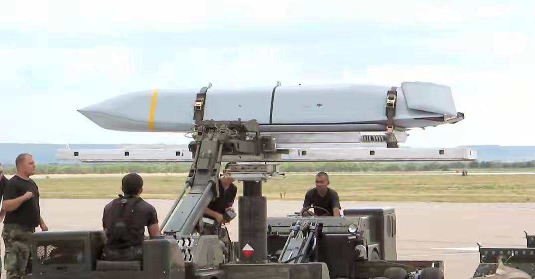 近日，美军隐身巡航导弹被伊朗击落这事可太有看头了。伊朗伊斯兰革命卫队宣称在马克齐