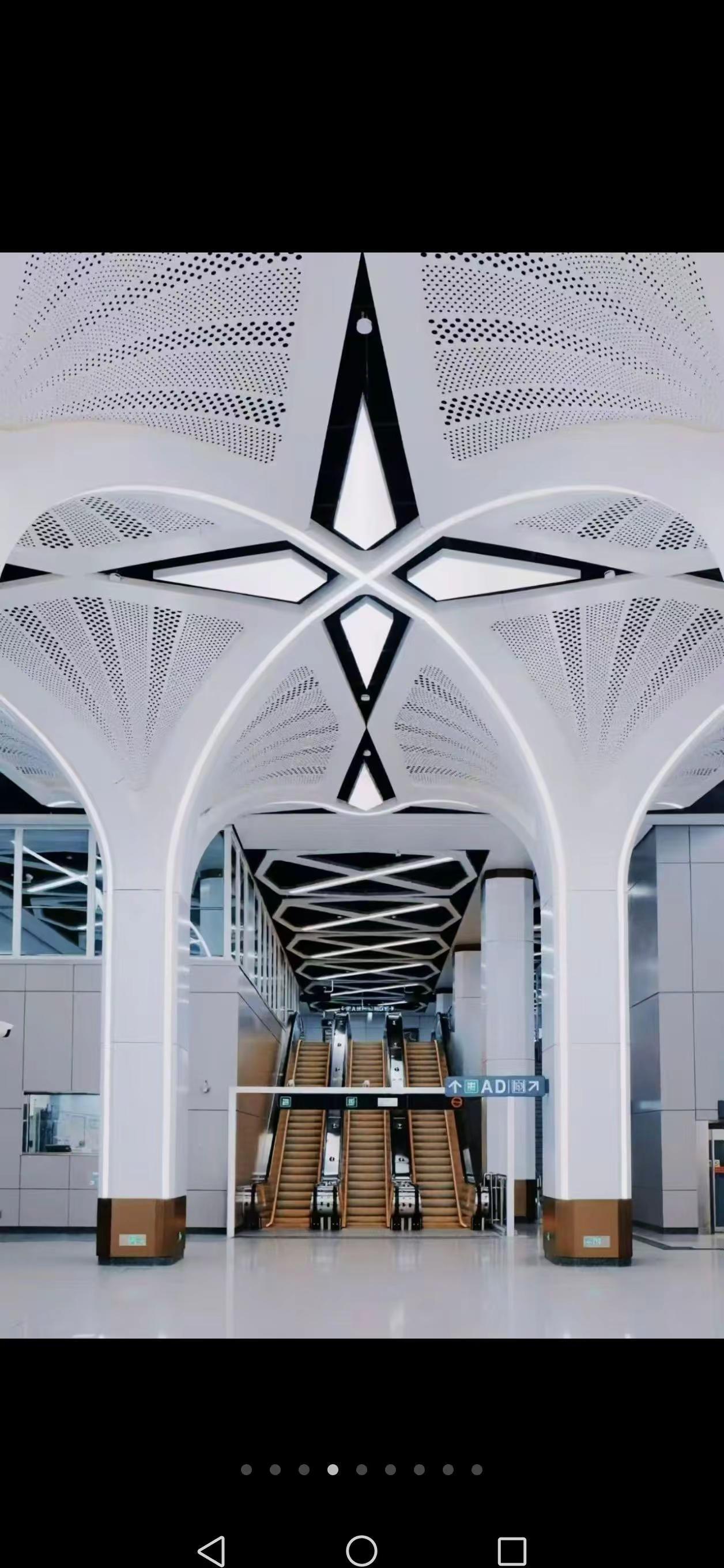 热烈祝贺13号线一期开通。灯火通明时，有我来时路。深圳地铁13号线  石鼓站 特