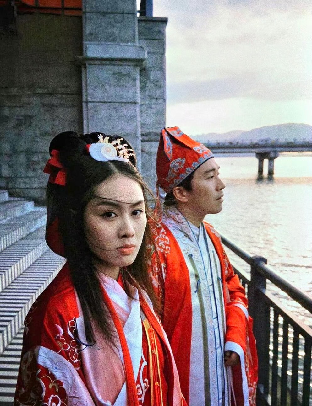 说周星驰江郎才尽的、电影是烂片的……我都无所谓，差那30、50的？星爷的电影，必