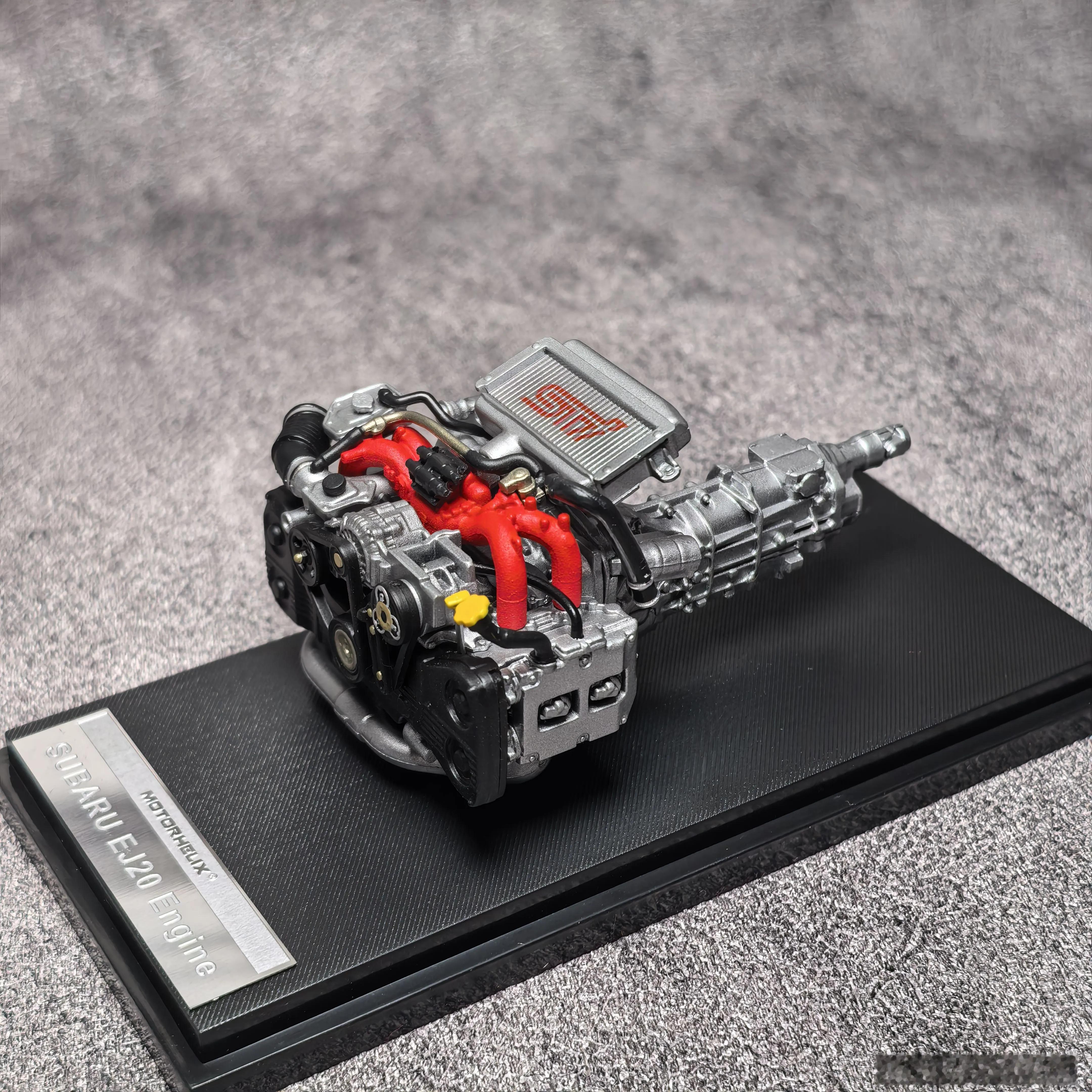 新能演时代，看到管线满布的发动机还是有一种购买的冲动大家有什么喜欢的经典发动机么