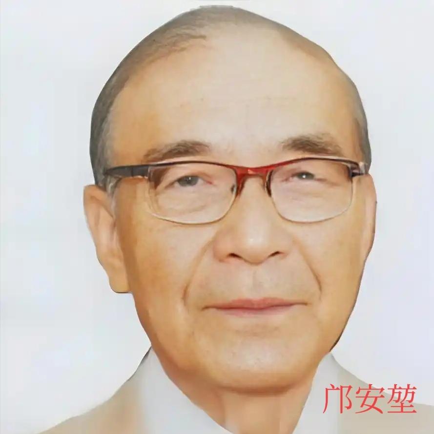 上海滩医学泰斗邝安堃，85岁那年，干了票大的。他一声不吭卖掉老宅，直接往两个儿子