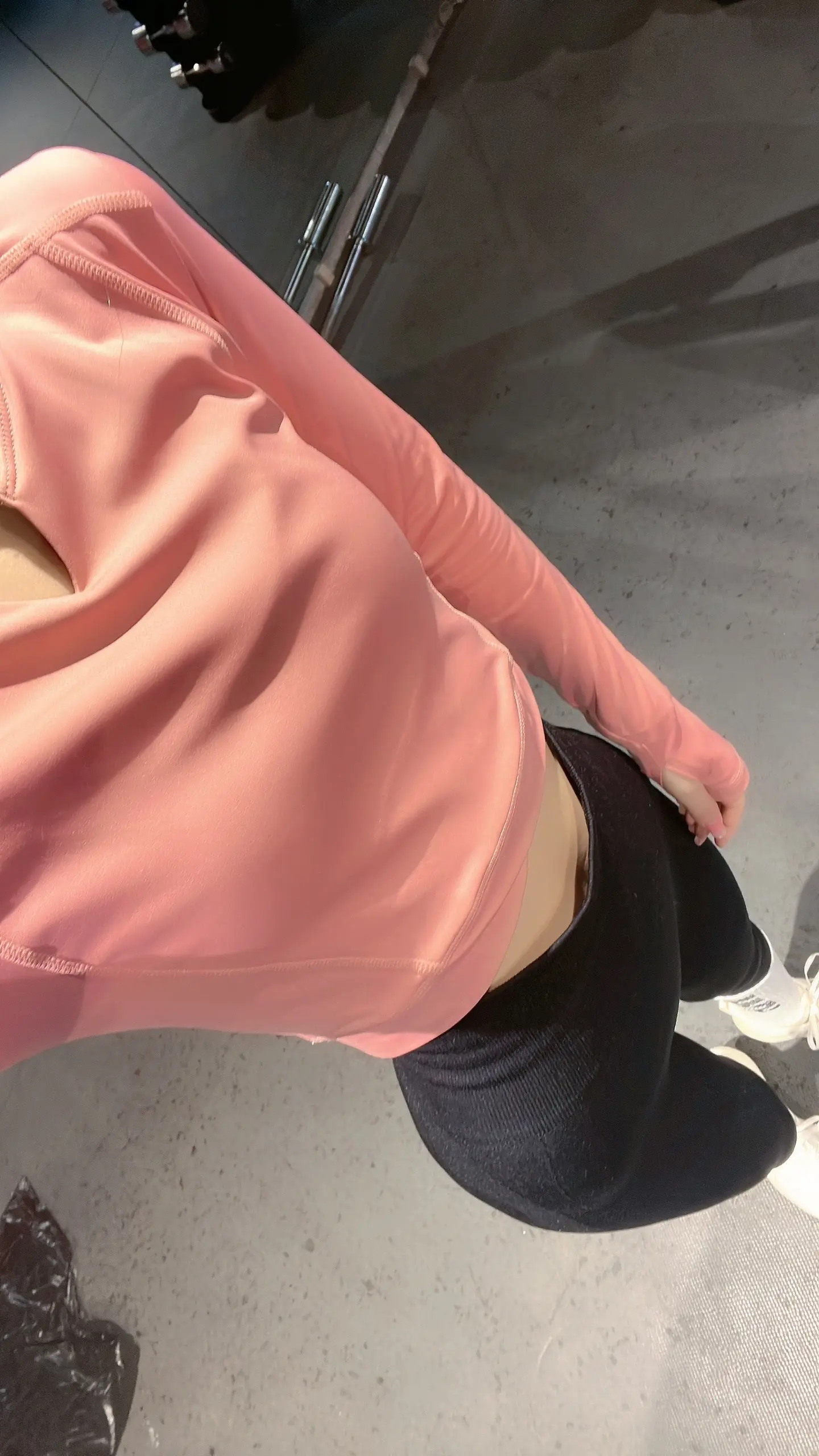 看到一句话，不想提供情绪价值那就提供经济价值不然毫无价值