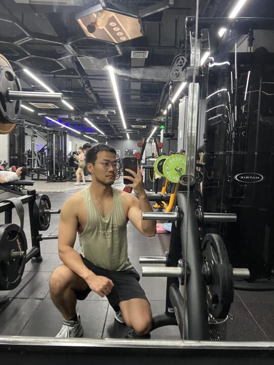 大龄设计师被裁第一天