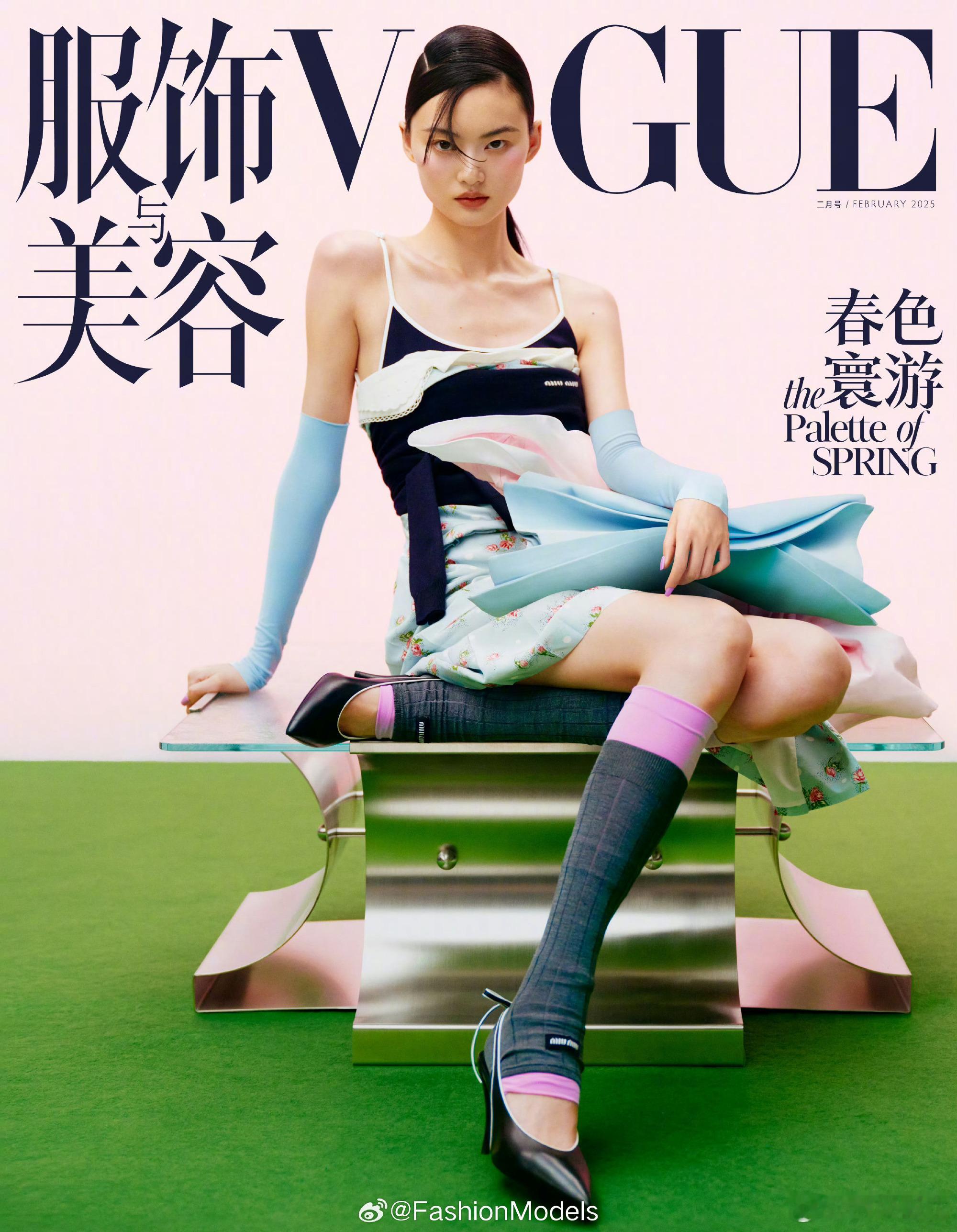 超模登上VOGUE 二月刊封面，6登中国版VOGUE的她，这次化身为青春洋溢的M