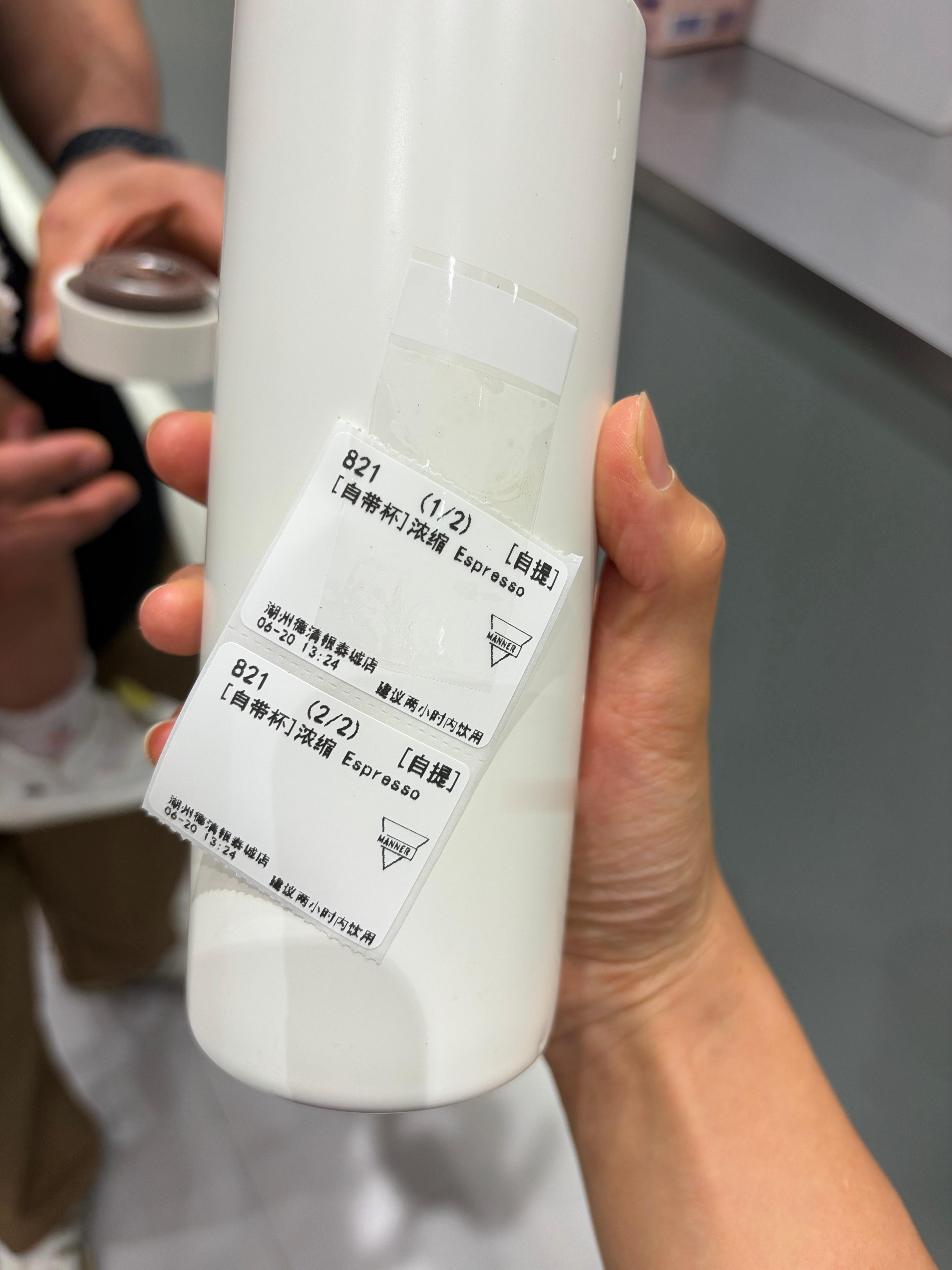 自带杯真划算，这个豆子寡淡报喝娃想去淘气堡里面玩可惜太小了😂 