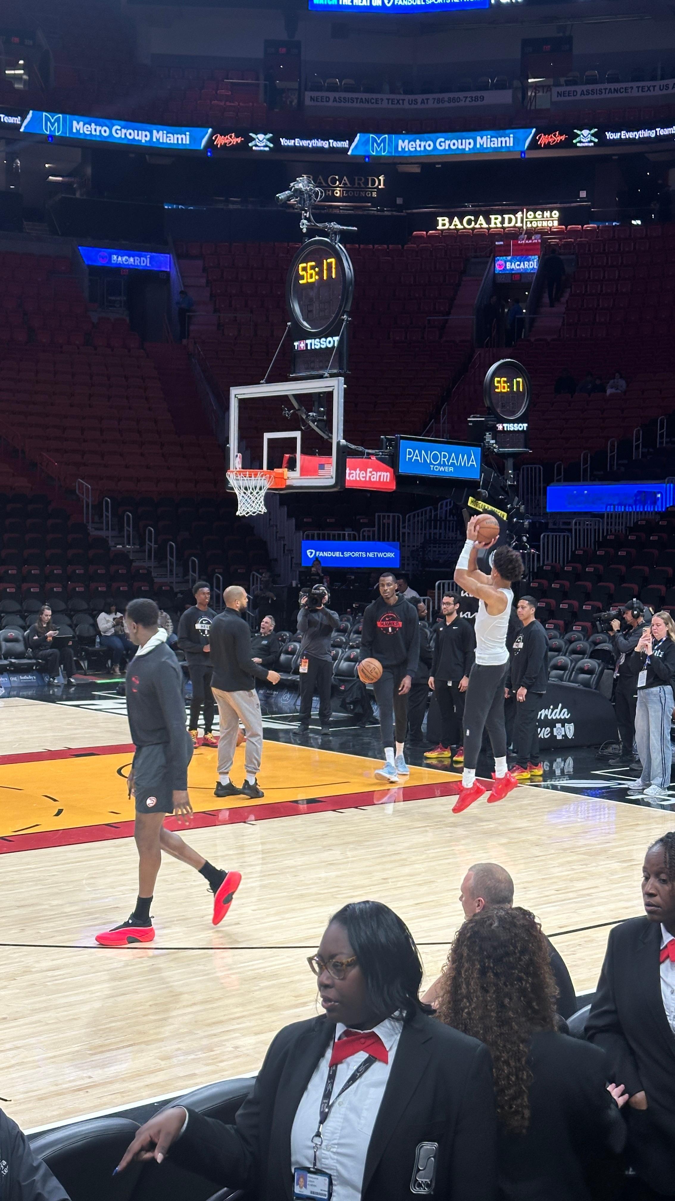 前方报道📷今天赛前的杰伦-约翰逊chinahawks // 亚特兰大老鹰