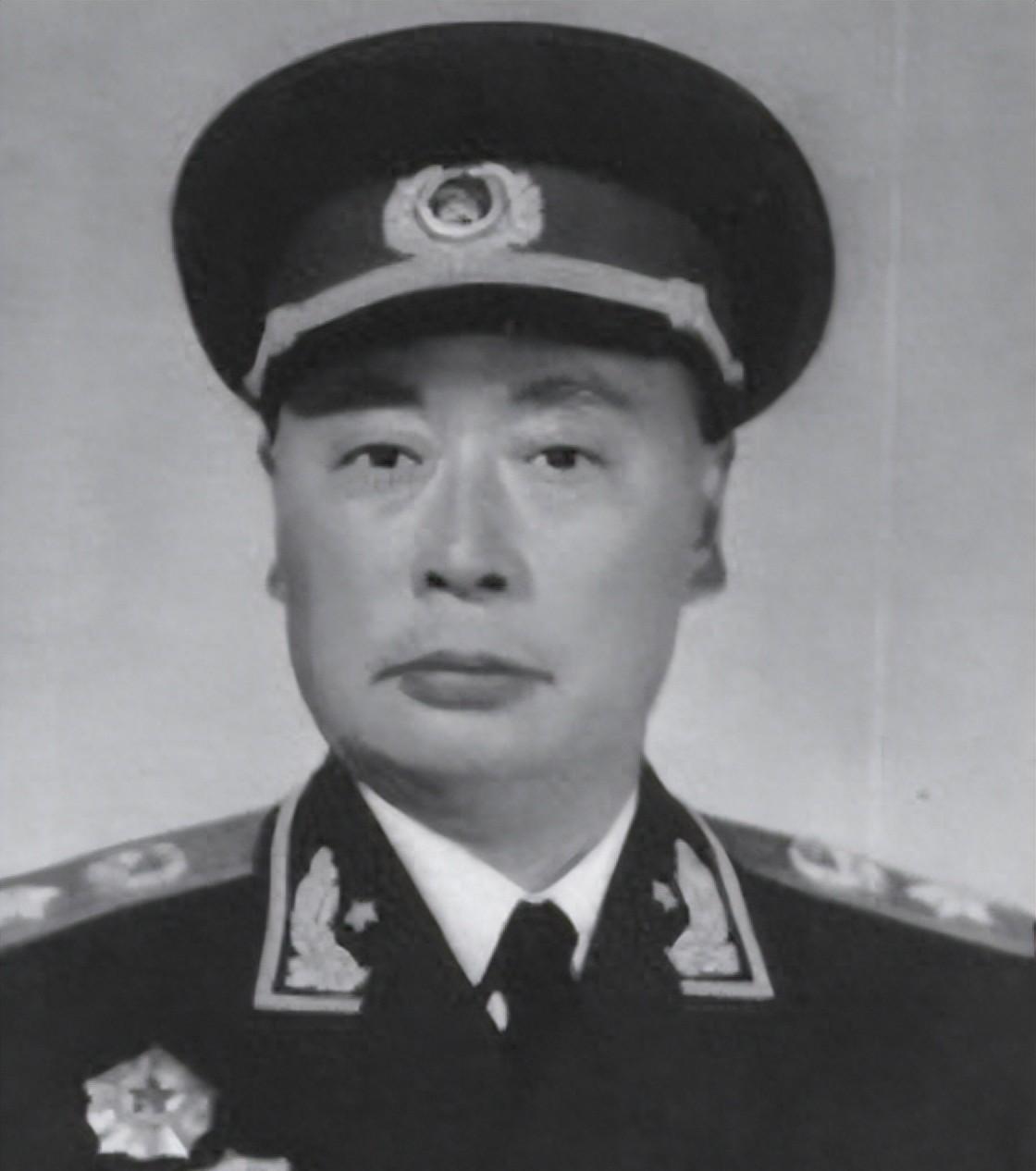 陈毅连战失利，众将联合上书中央请求更换主帅，毛主席会作何回应？
1946年6月的