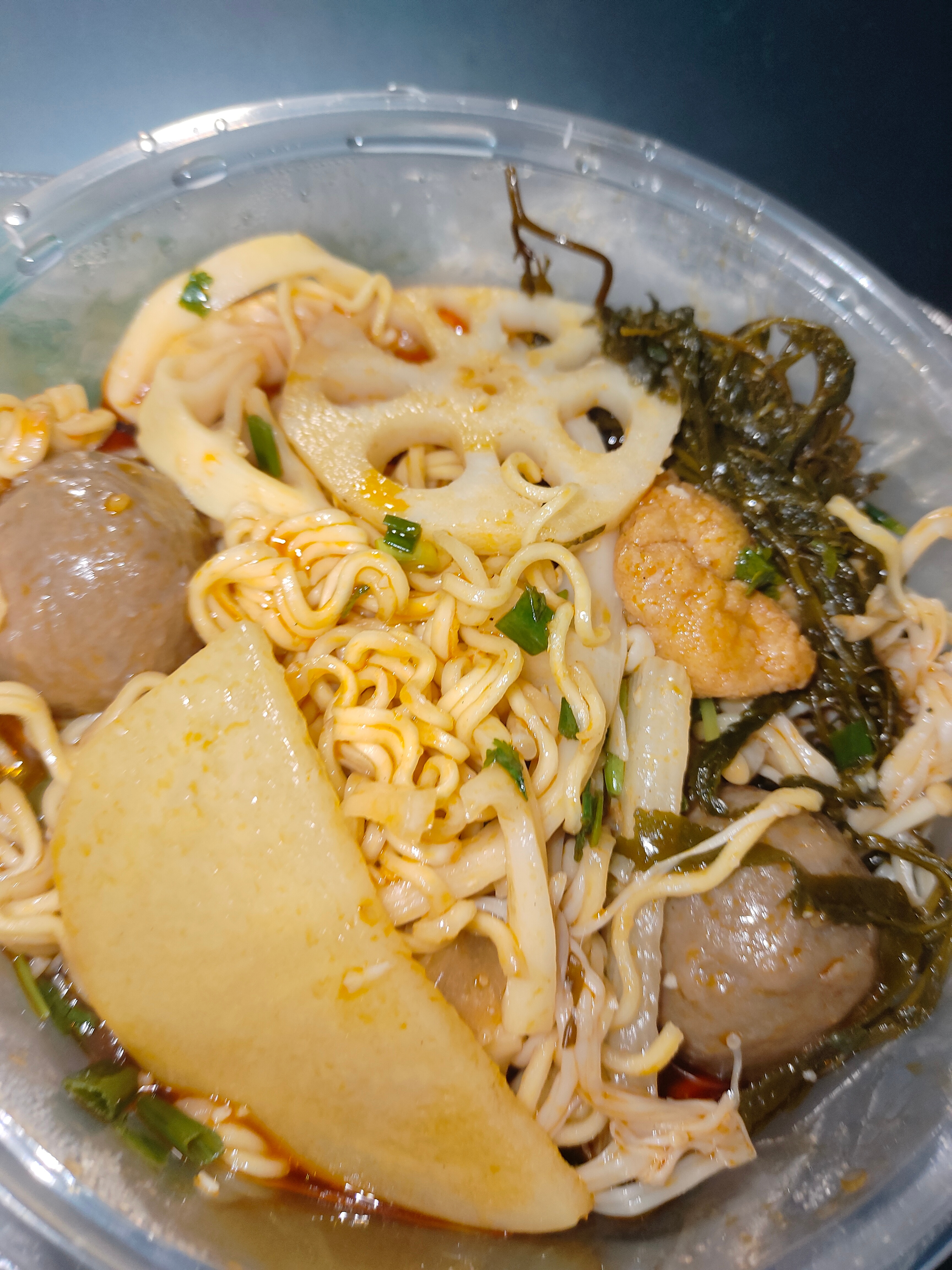 星绵絮语 早八瑞幸续命ing干拌冒菜！番茄鸡蛋面！ ​​​