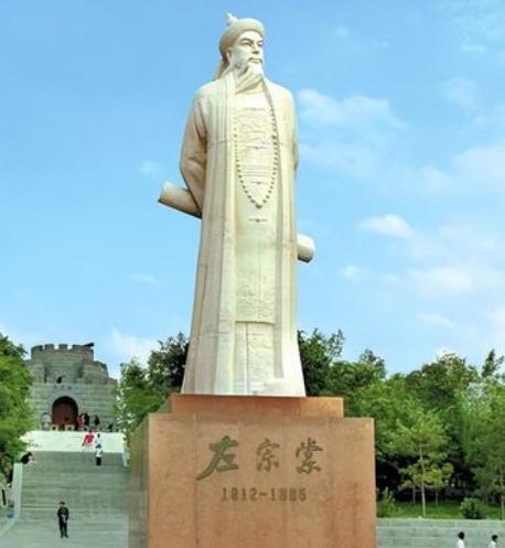 1872年，60岁的左宗棠刚取得胜仗，听到打更的声音，大惊：全军拔营，立刻前进！