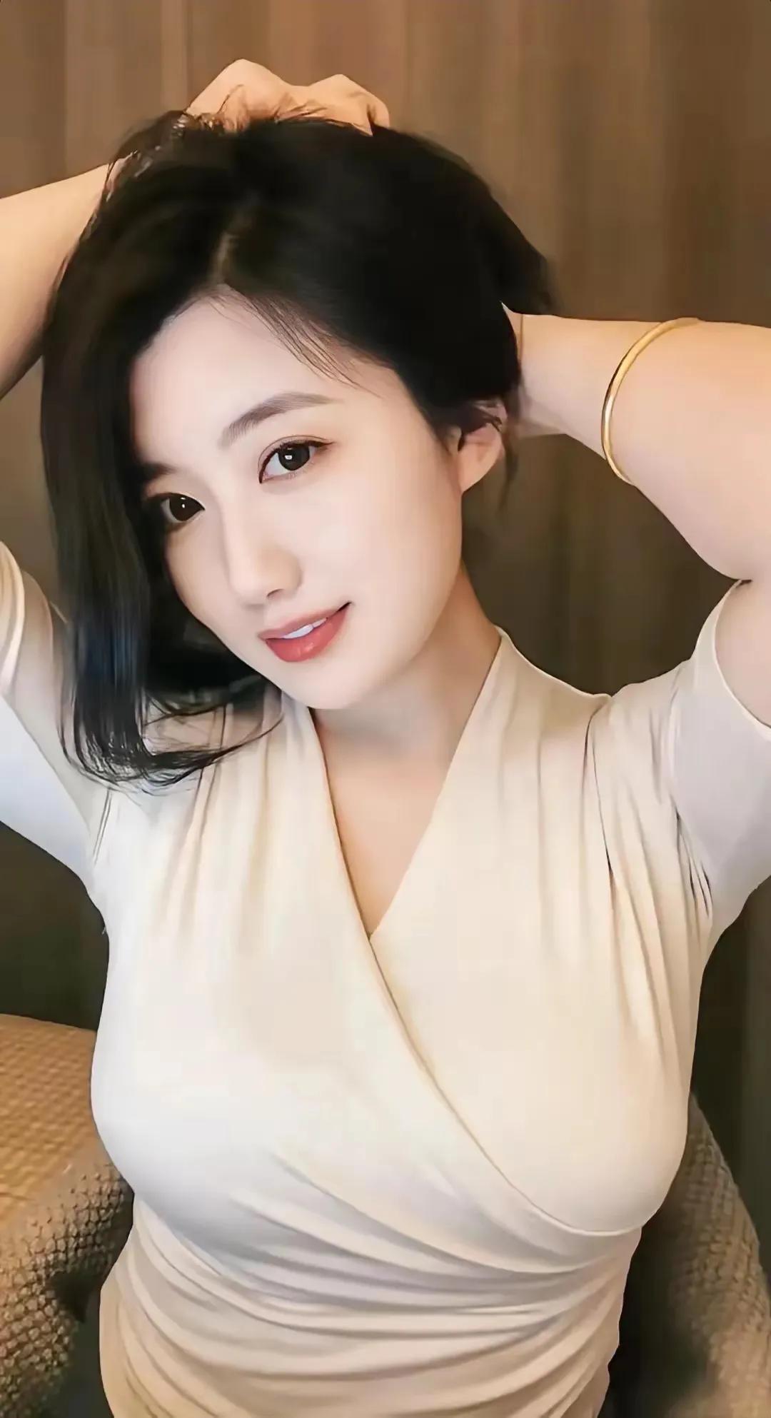 做快乐的事，爱快乐的人。