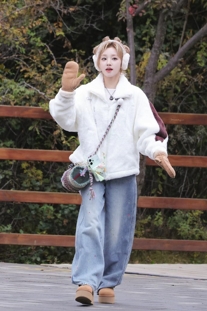 奔跑吧这期对我眼睛很好 奔跑吧最新路透，不知道的以为是什么打歌节目，俊男美女对我