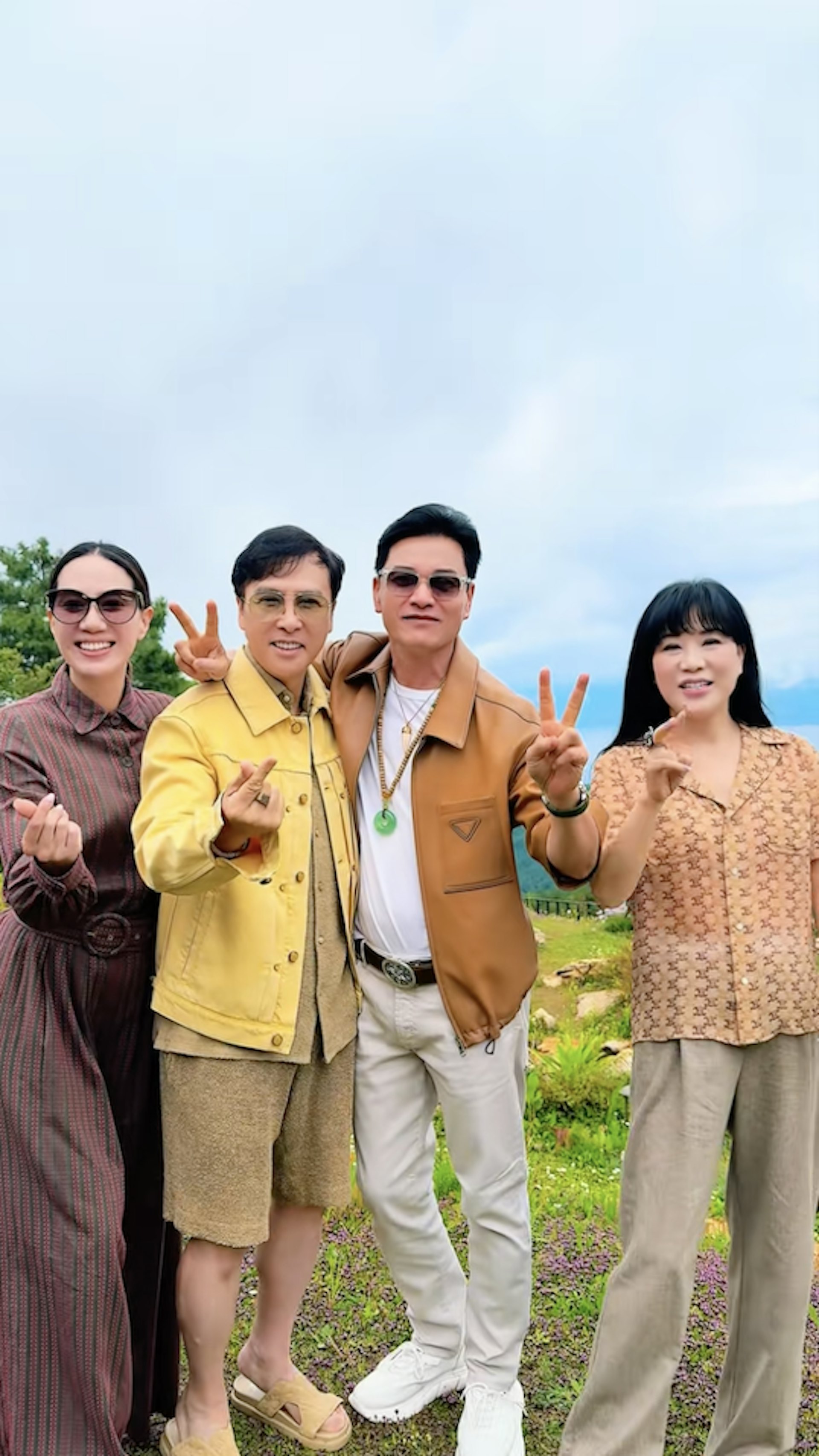 吕良伟和甄子丹，一对好兄弟。 ​​​