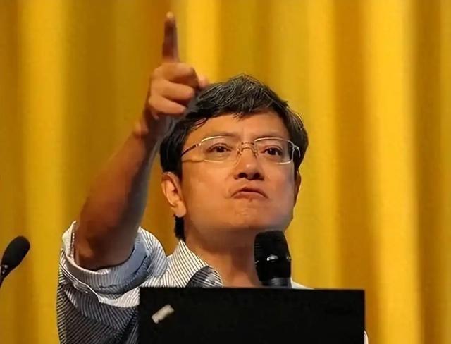 日本就是在培养汉奸！郑强教授直言不讳的表示：“日本天天都想让中国分裂，很多去日本