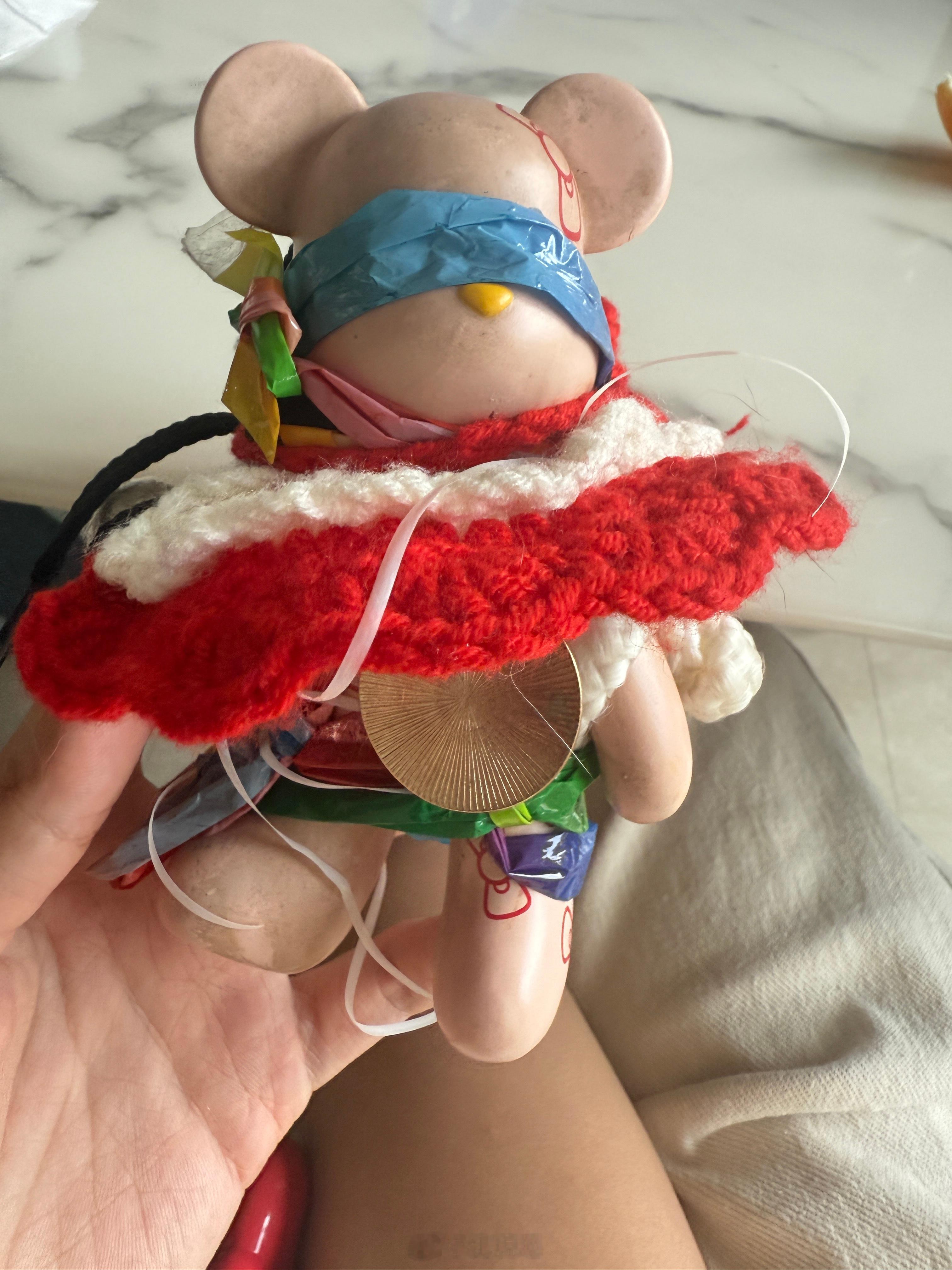 刚才有位友友说新鞋子应该问球宝的意见不应该问网友的意见，我真是怒其不争都钻粉了还