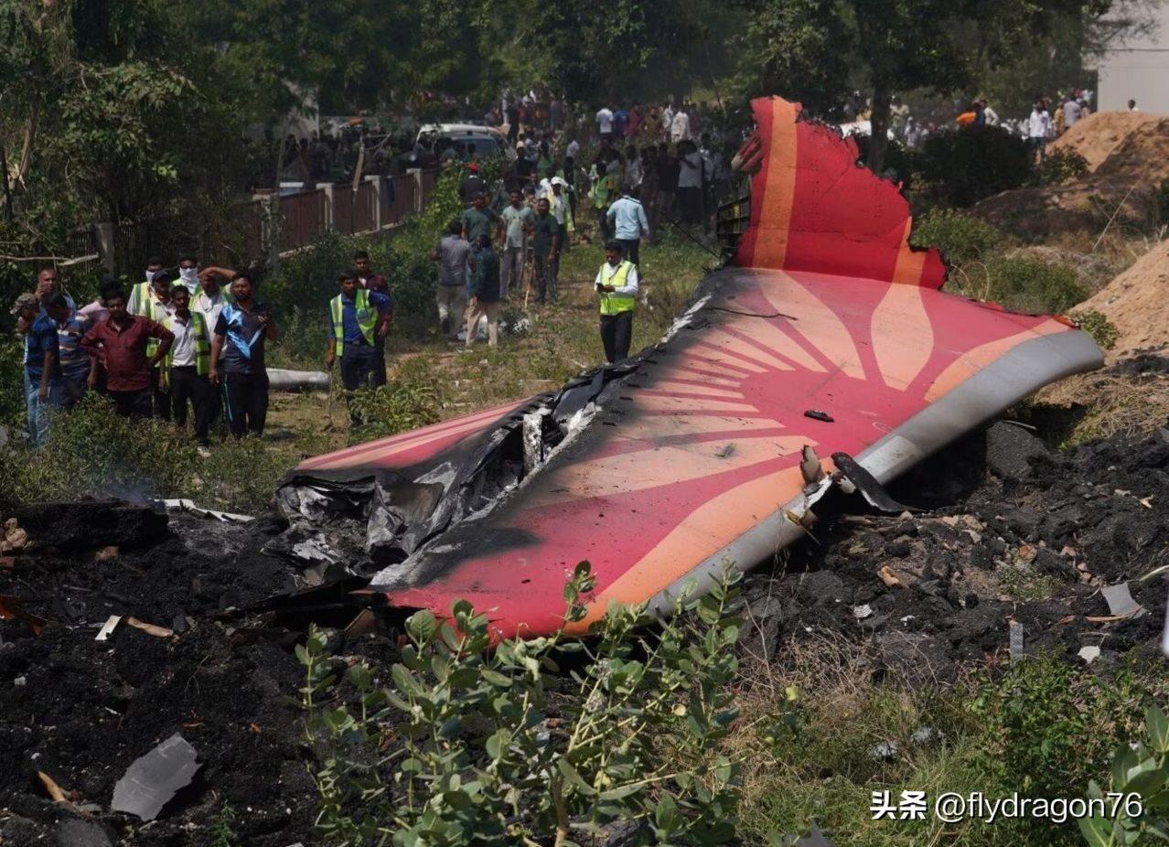 🇮🇳 印度航空波音787事故调查预计数周内结束

针对去年发生在艾哈迈达巴德