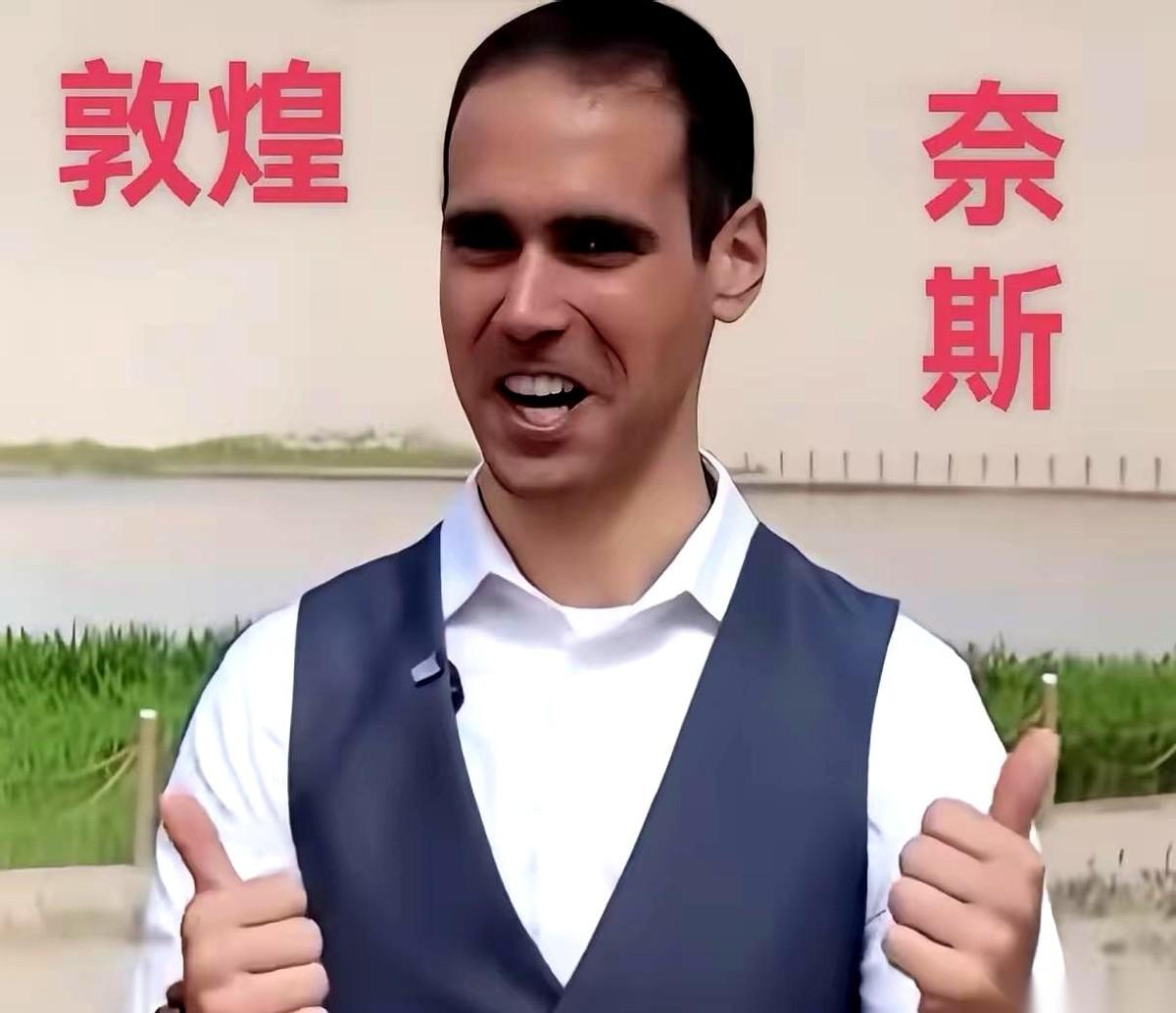 敦煌千年的风沙，今天居然要靠一个叫Kuperman的老外来吹了。
你没听错。
E