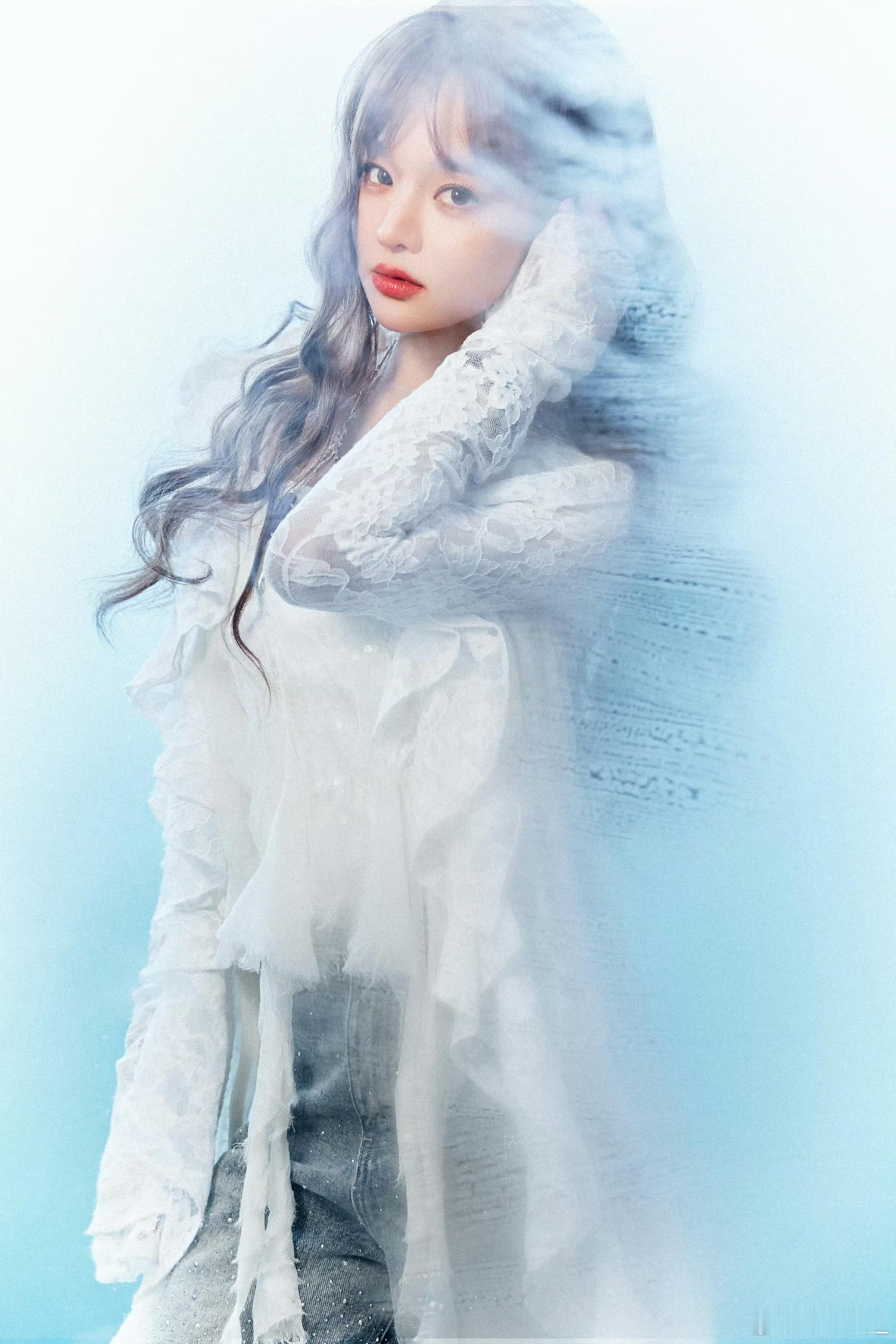 黄霄雲我没有做妆发黄霄雲去看张杰演唱会居然没做妆发，纯素颜就去了！生图状态超棒，