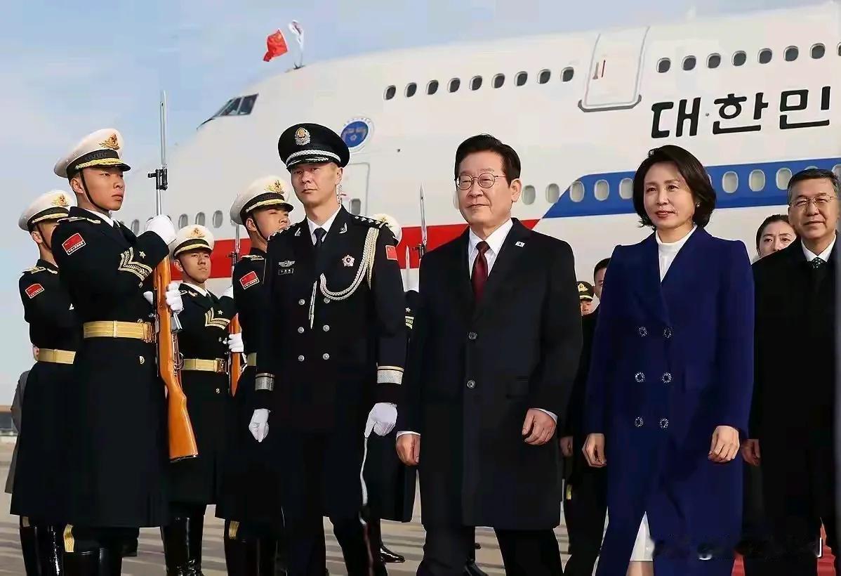 李在明4天的成功访问，用他自己的话说，是超出了预期，收获满满。先后去到北京和上海