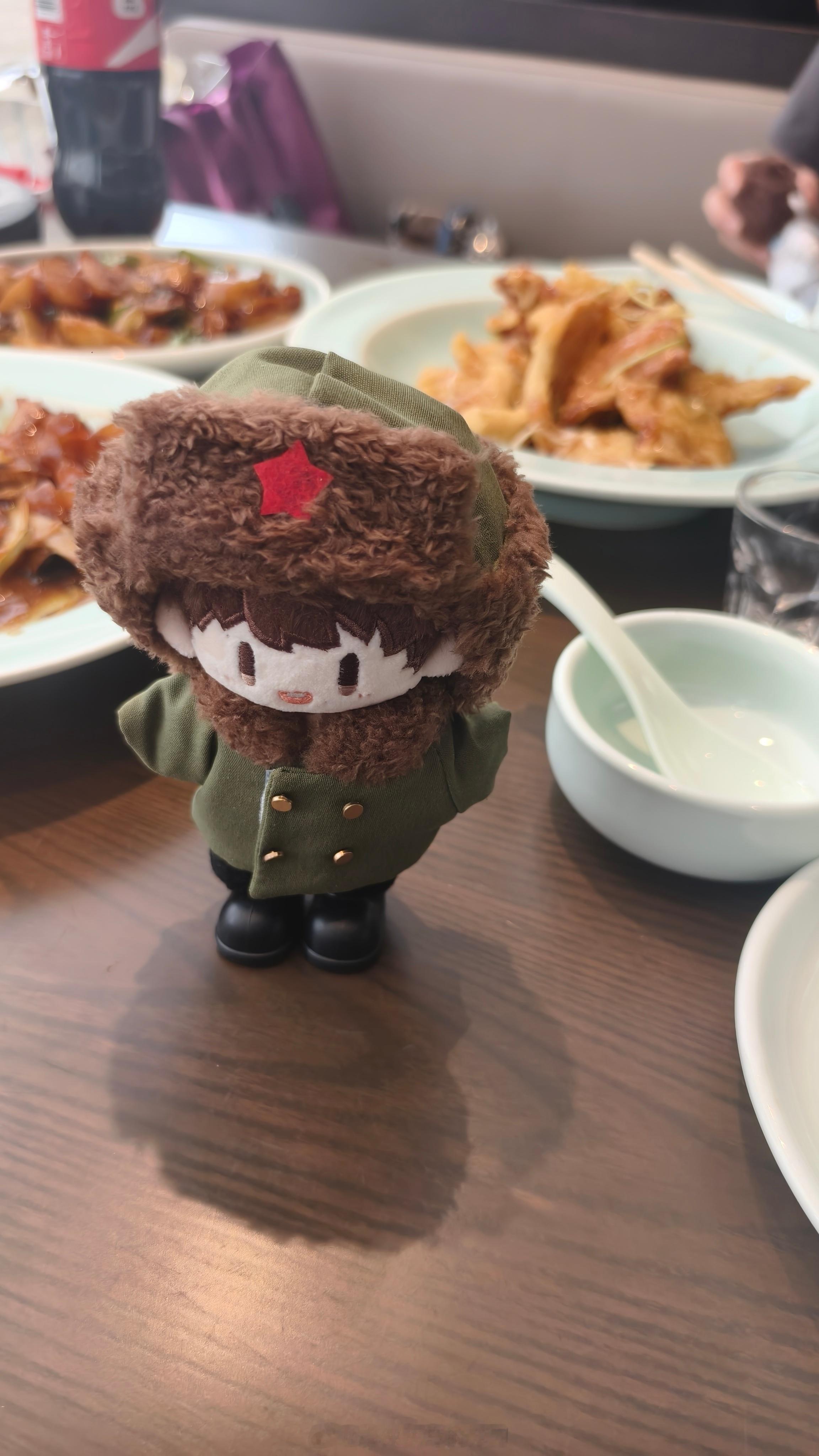 安栋老师掏出了我家富贵可同款周深济南演唱会
