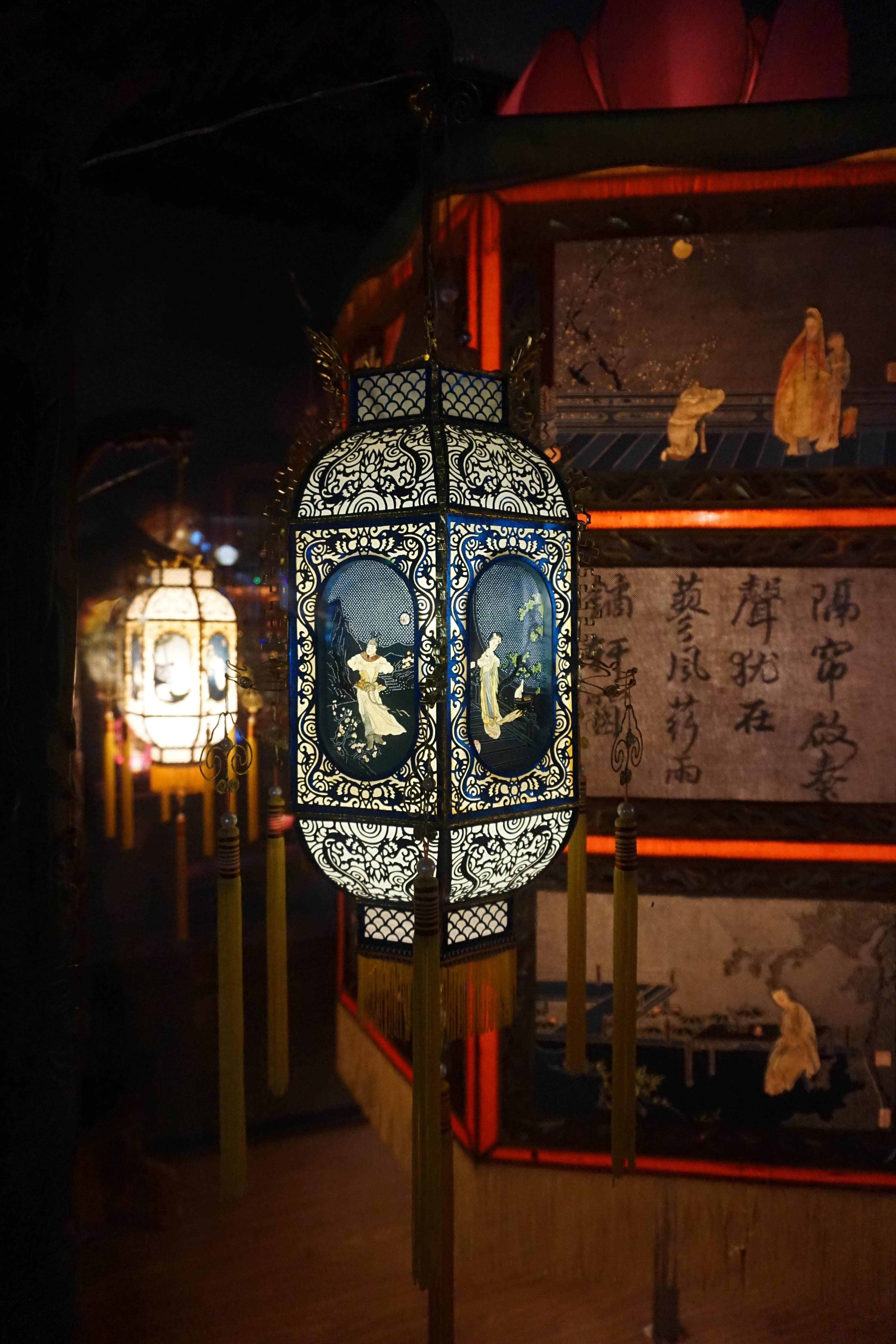 海宁博物馆展硖石灯彩 ​​​