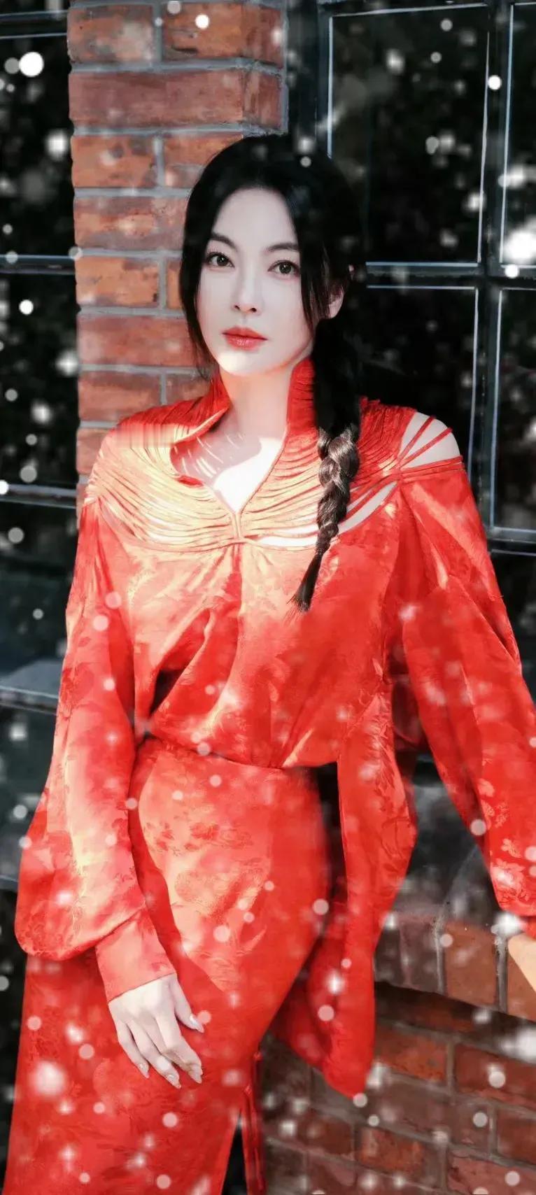 #张雨绮##惊艳女神# #女明星高清美图# #女明星谁最美#