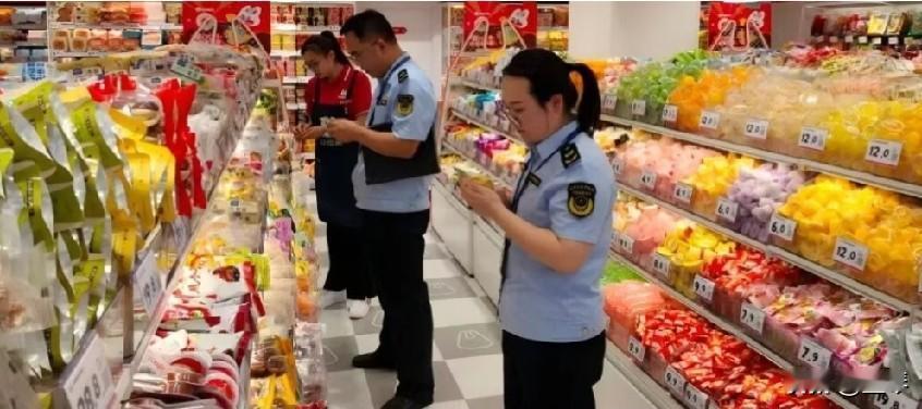 遇到短斤缺两的商家该怎么办？

近日，赵一鸣、好想来等多家零食销售点被举报短斤缺
