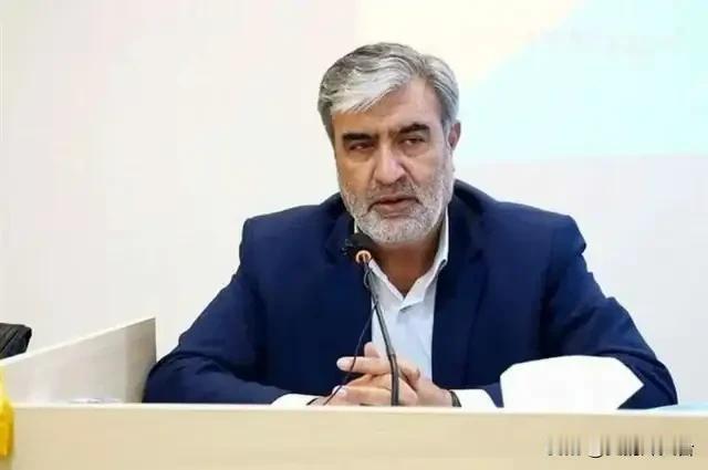 就在刚刚，

伊朗议会国家安全与外交政策委员会主席易卜拉欣·阿齐兹发出严厉警告：