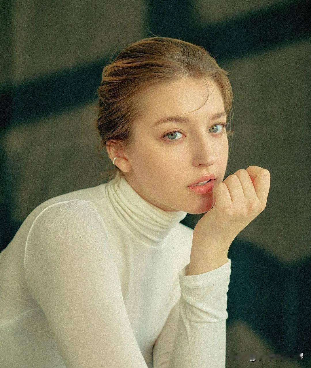 从德国回来的同学抱怨户口难办，跑了多趟派出所也未果，办不了就对了，办成了才是有鬼