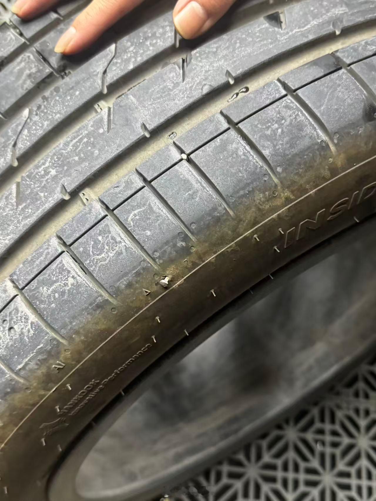 智己L6的一血是胎…