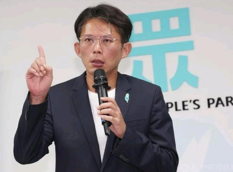 7月14日，台湾民众党青年团首次组团出访大陆，开启为期四天的上海行程，由民众党中