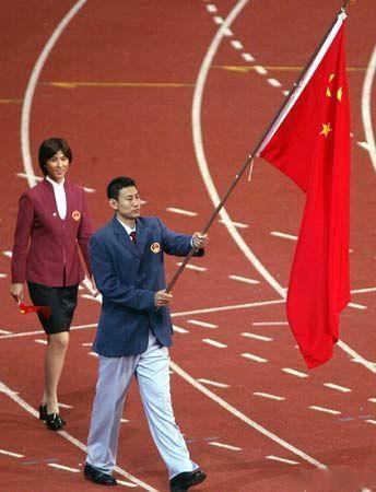 杭州亚运会开幕在即，中国体育代表团的亚运会开幕式旗手殊荣将花落谁家目前仍未有定论