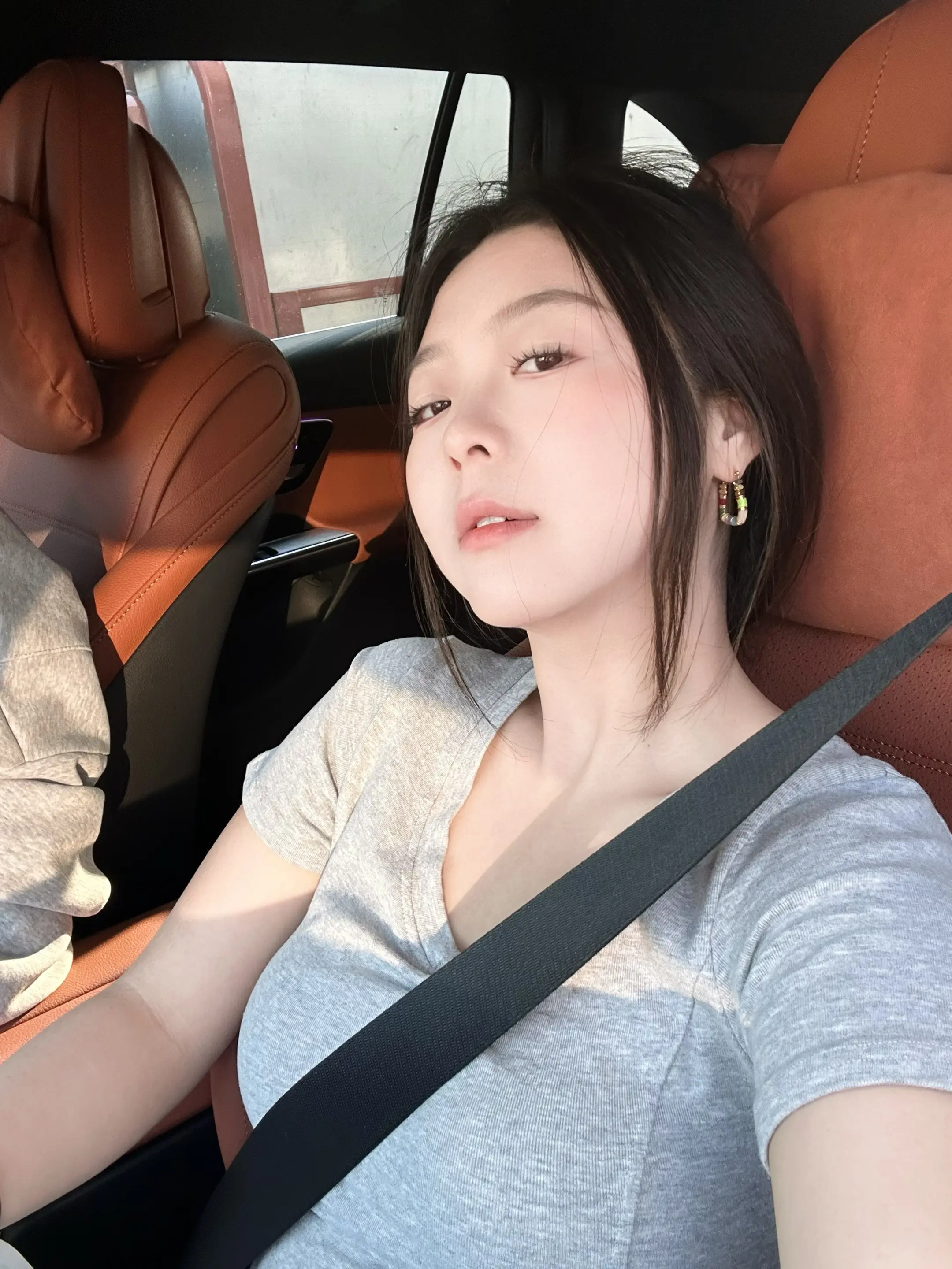 发现你爱的人到处跑