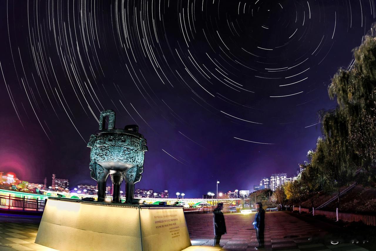 大光比，不过曝，无死黑，人工实现HDR——这样的拍摄过程算不算有创意？！
在分享