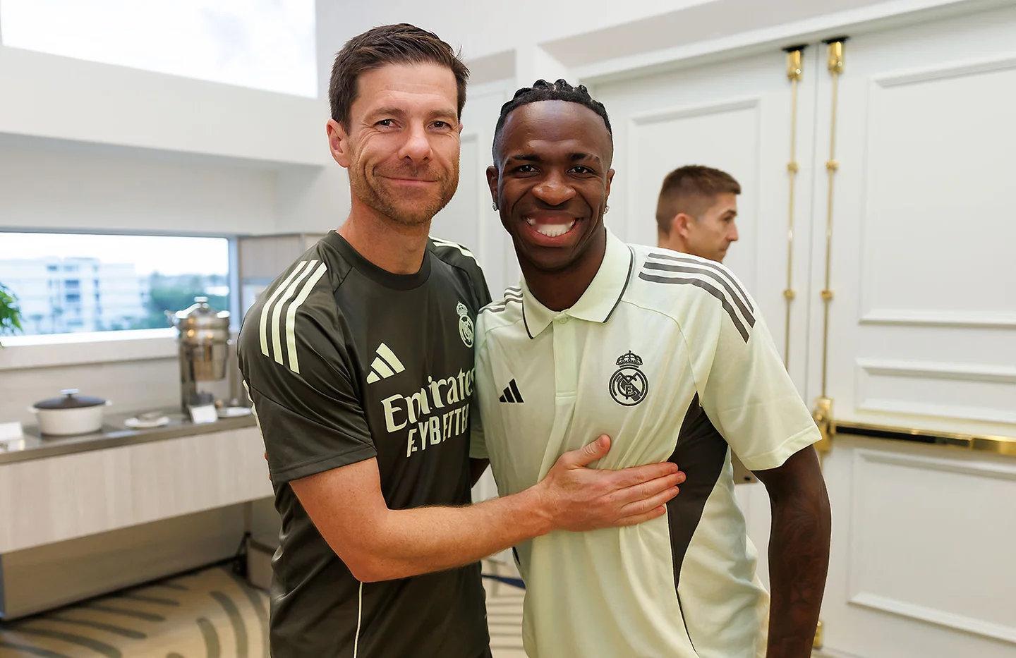 威尼修斯、居莱尔和卢宁与球队会合（组图1）世俱杯halamadrid ​​​